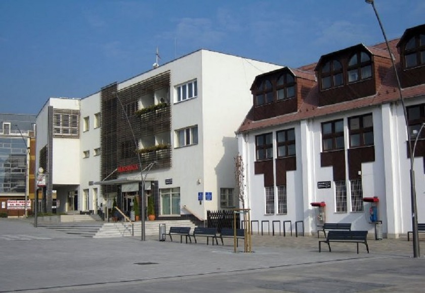 erd-varoshaza-panoramio_hu_1.jpg